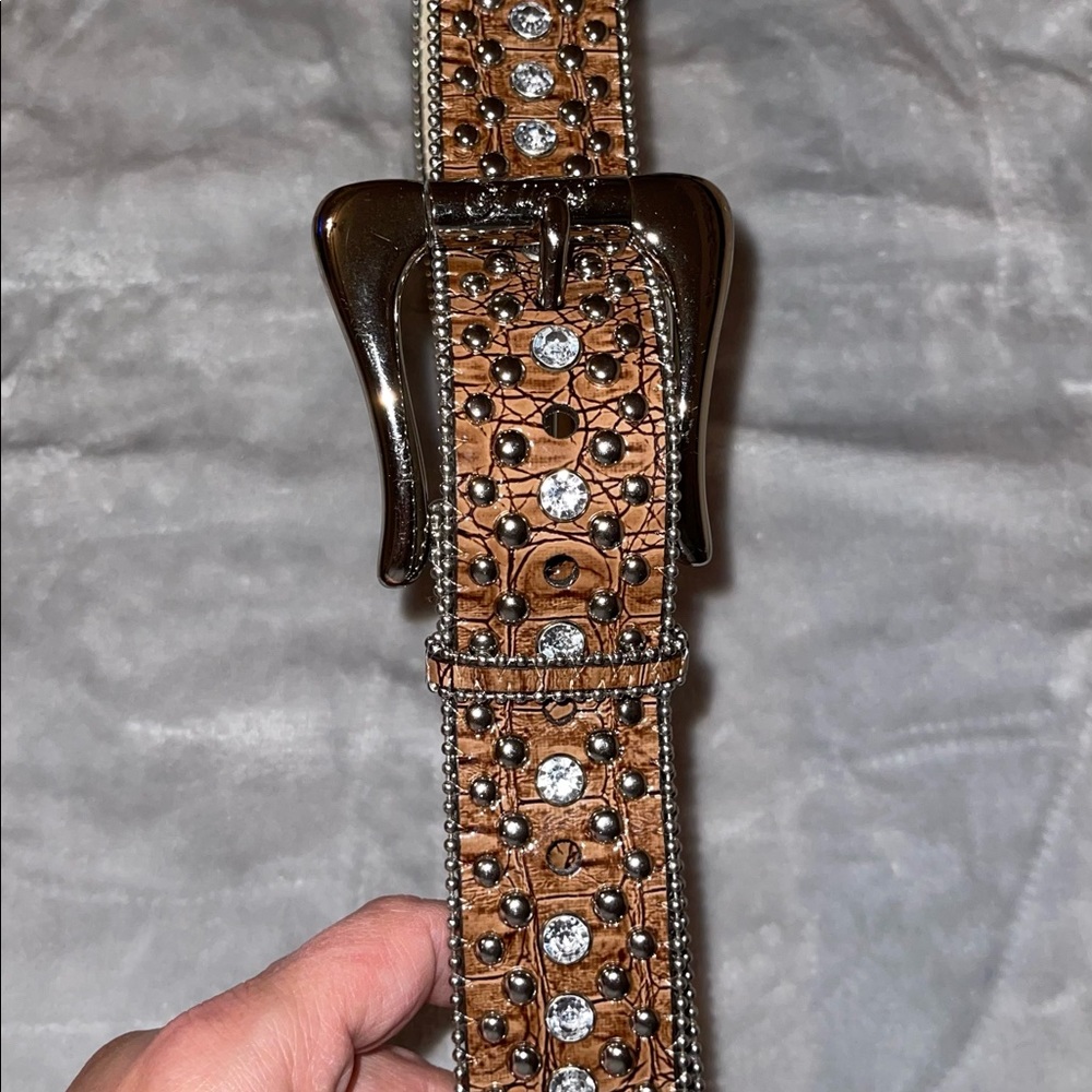 Guess Bling Brown Rhinestone Belt size large EUC